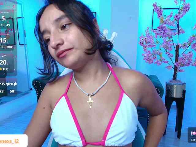 zoe-jonexs webcam