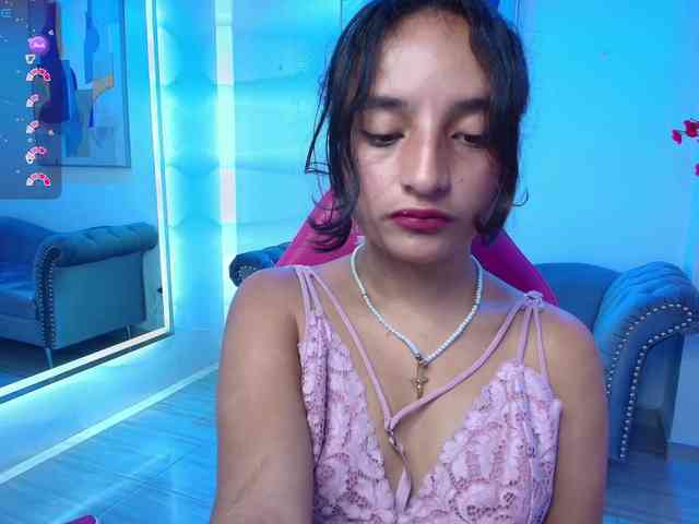 zoe-jonexs webcam