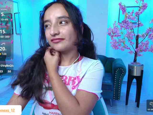 zoe-jonexs webcam