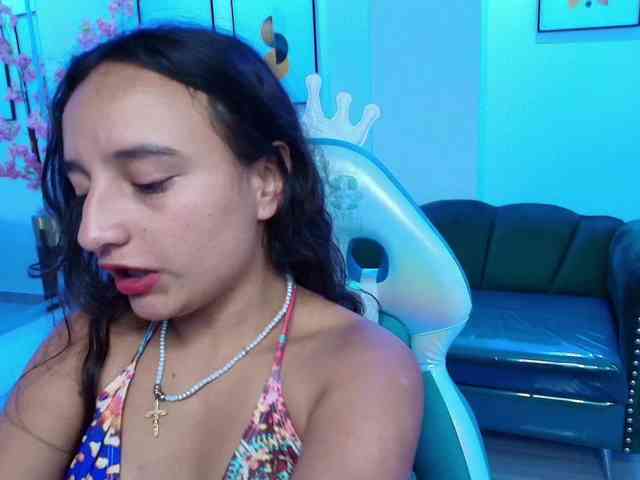 zoe-jonexs webcam