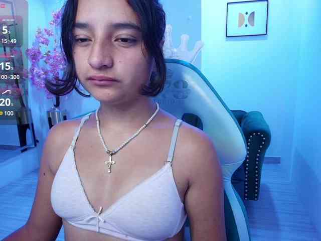 zoe-jonexs webcam