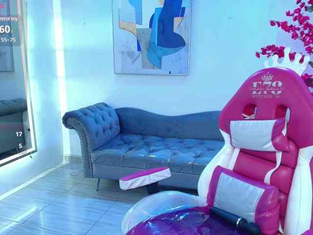 zoe-jonexs webcam