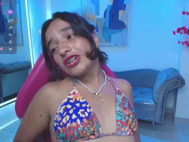zoe-jonexs webcam