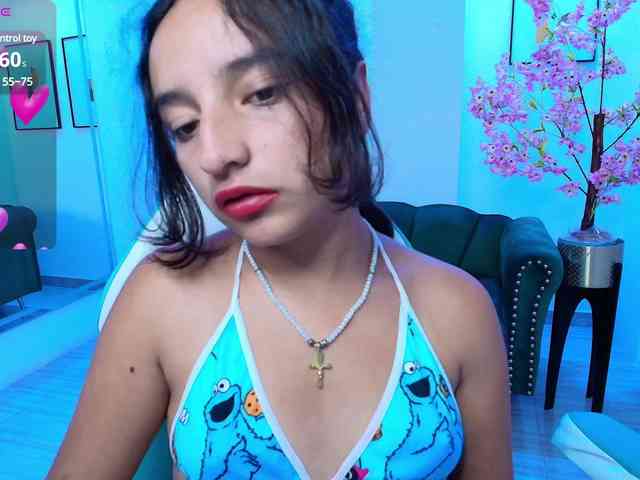 zoe-jonexs webcam