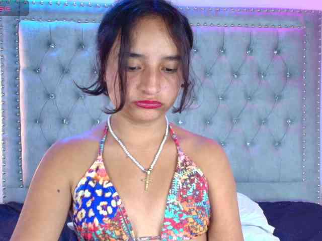 zoe-jonexs webcam