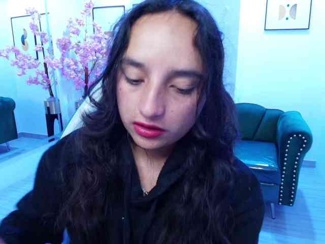 zoe-jonexs webcam