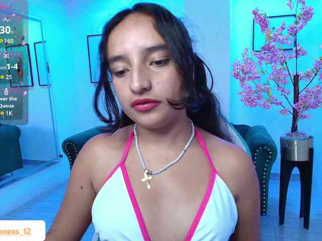 zoe-jonexs webcam