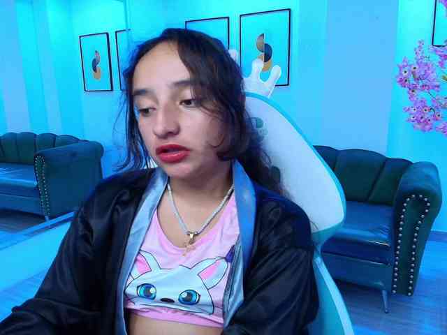 zoe-jonexs webcam