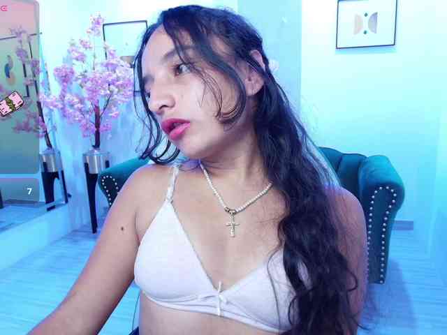 zoe-jonexs webcam