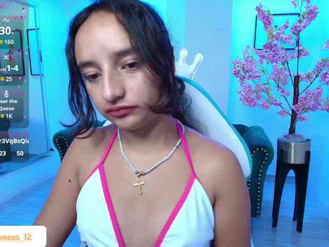 zoe-jonexs webcam