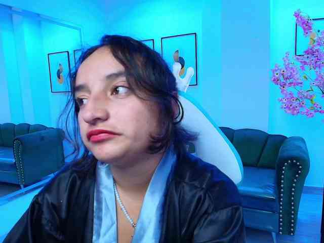 zoe-jonexs webcam