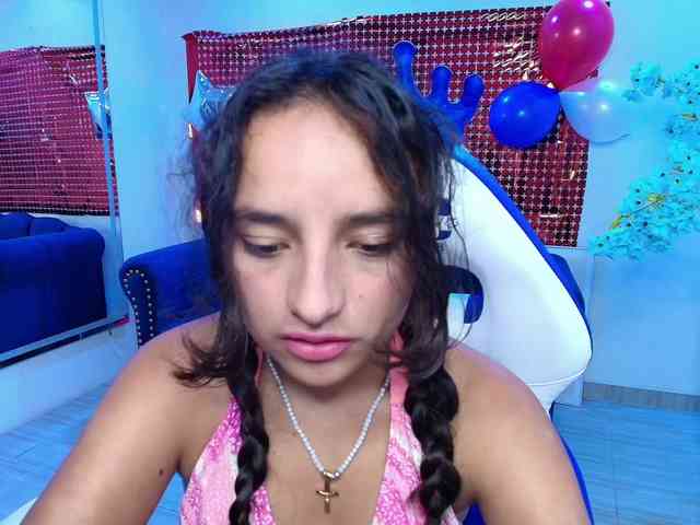 zoe-jonexs webcam