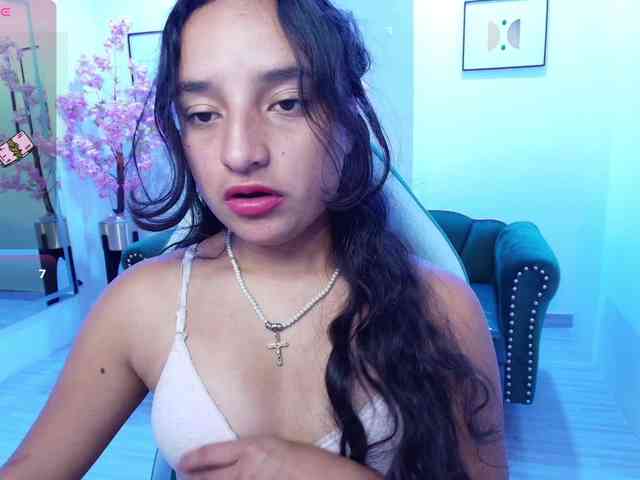 zoe-jonexs webcam