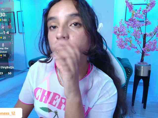 zoe-jonexs webcam