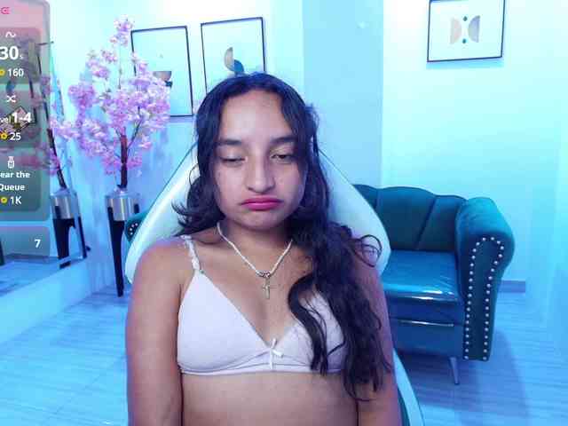 zoe-jonexs webcam