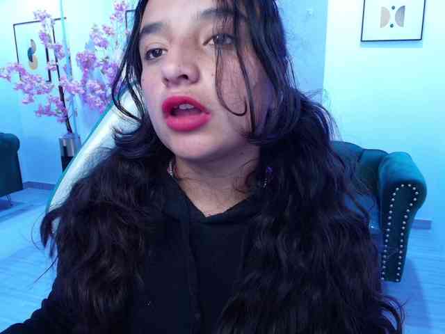 zoe-jonexs webcam