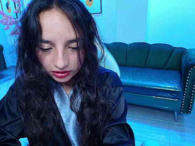 zoe-jonexs webcam