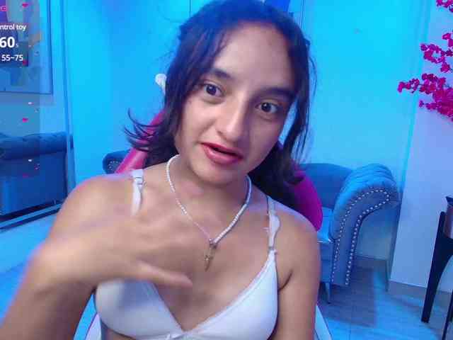 zoe-jonexs webcam