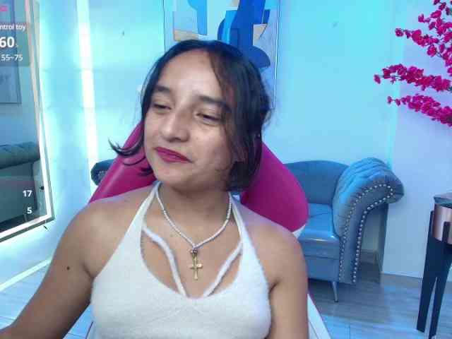 zoe-jonexs webcam