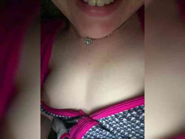 MissLili20 webcam