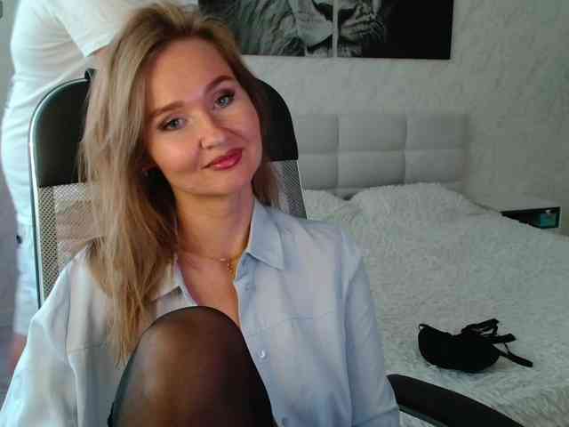 online sex cam MrZaxon
