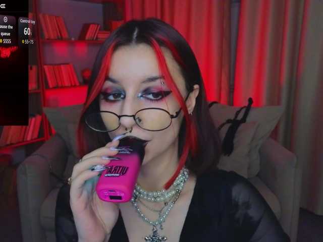 MistressMarcelline's BongaCams show and profile