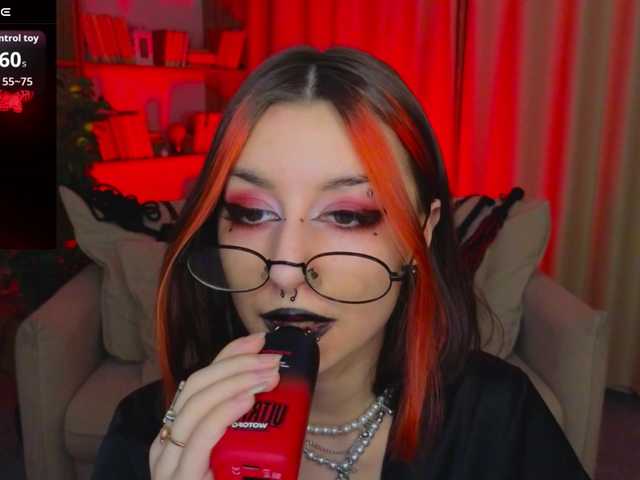 MistressMarcelline's BongaCams show and profile