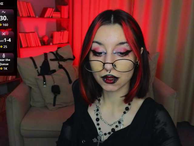 MistressMarcelline's BongaCams show and profile