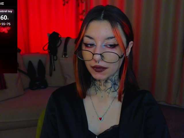 MistressMarcelline webcam