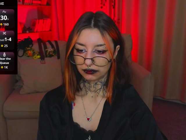 MistressMarcelline's BongaCams show and profile