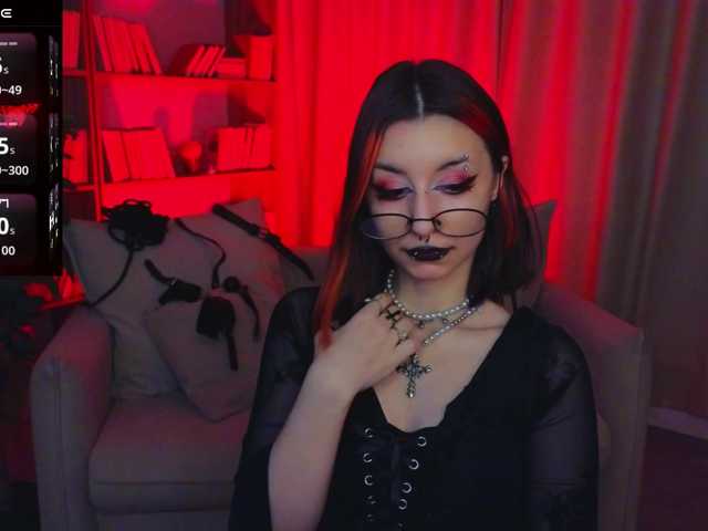 MistressMarcelline's BongaCams show and profile