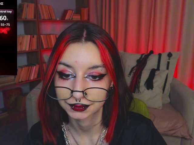 MistressMarcelline's BongaCams show and profile