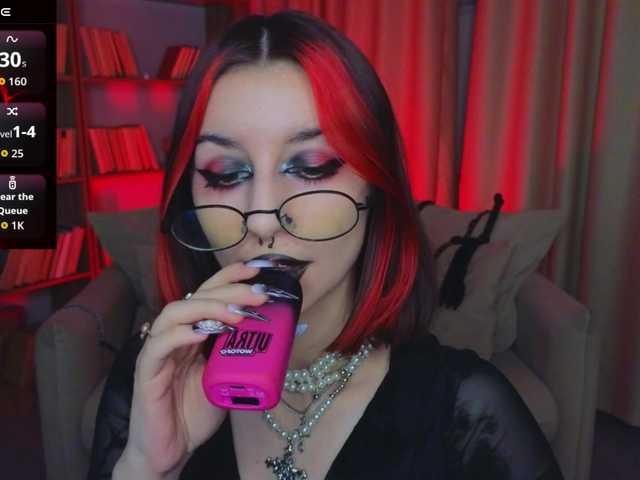 MistressMarcelline's BongaCams show and profile