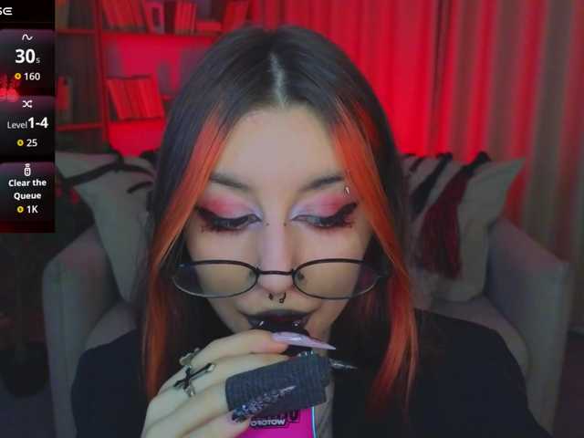 MistressMarcelline's BongaCams show and profile