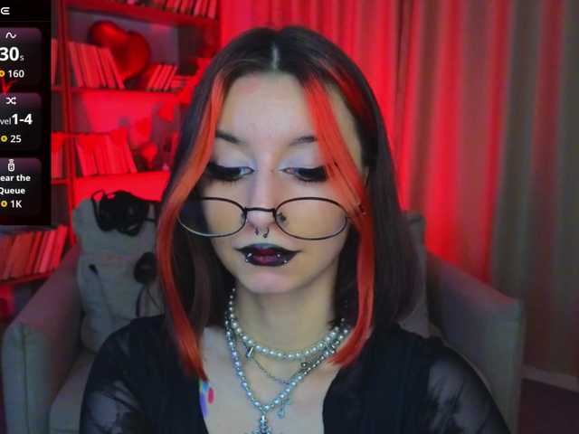 MistressMarcelline's BongaCams show and profile
