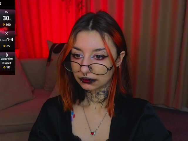 MistressMarcelline's BongaCams show and profile