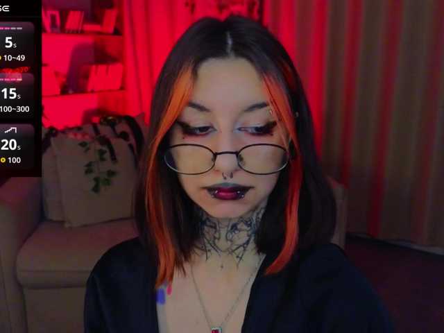 MistressMarcelline's BongaCams show and profile