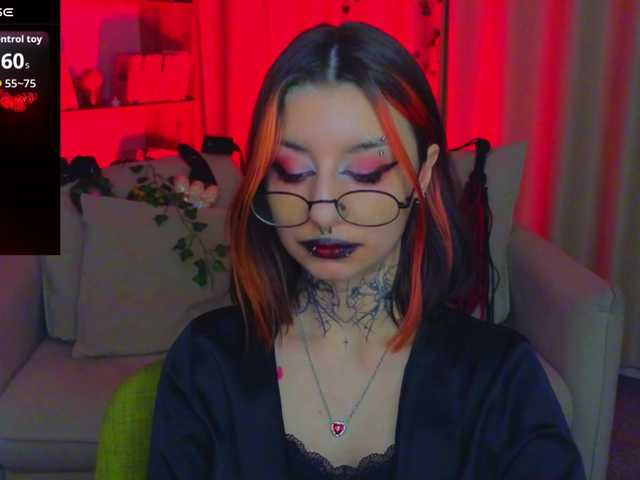MistressMarcelline's BongaCams show and profile
