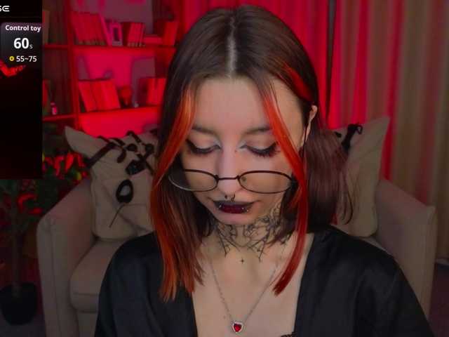 MistressMarcelline's BongaCams show and profile