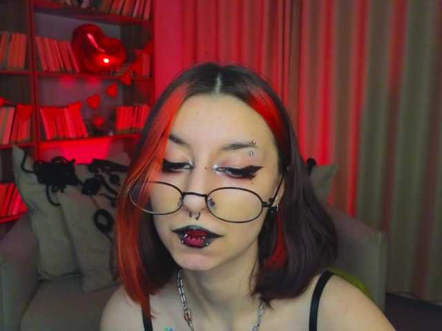 MistressMarcelline's BongaCams show and profile