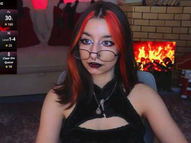 MistressMarcelline's BongaCams show and profile