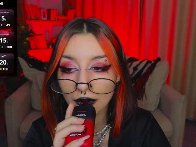 MistressMarcelline's BongaCams show and profile