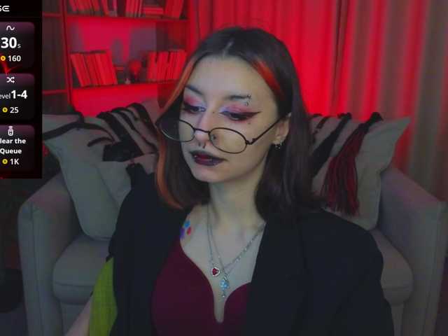 MistressMarcelline's BongaCams show and profile