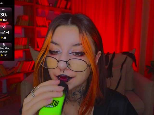 MistressMarcelline's BongaCams show and profile