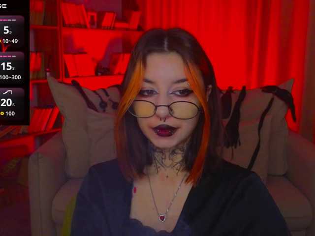 MistressMarcelline's BongaCams show and profile
