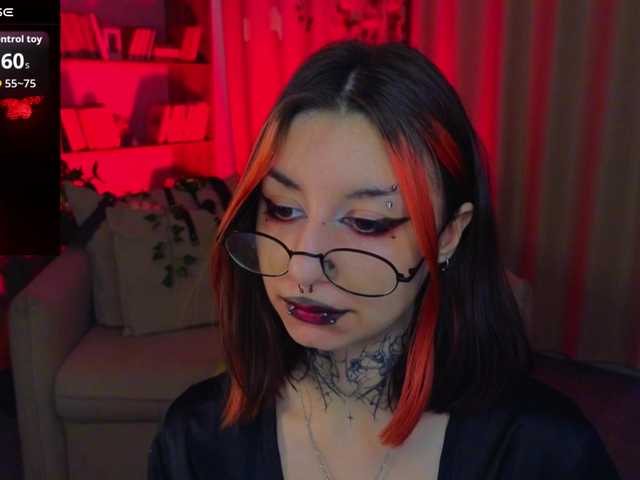 MistressMarcelline's BongaCams show and profile