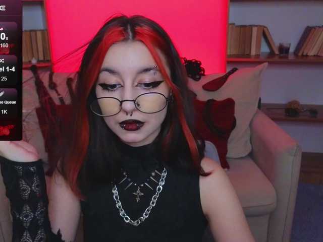  MistressMarcelline chat room