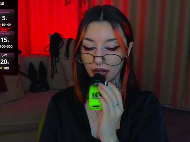 MistressMarcelline's BongaCams show and profile