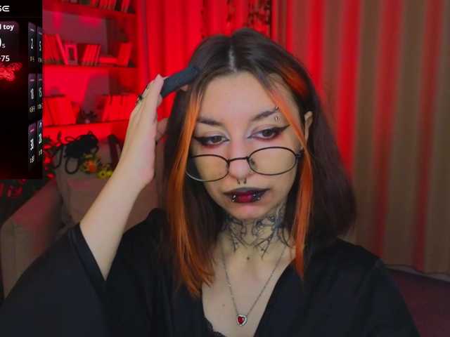 MistressMarcelline's BongaCams show and profile