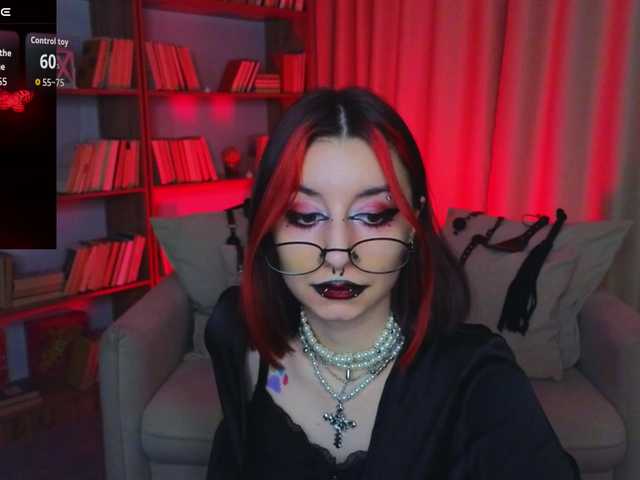 MistressMarcelline's BongaCams show and profile